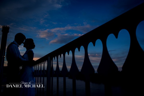Sunset BB Riverboat Wedding Photo