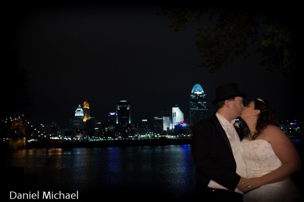 Wedding Photography of Cincinnati Skyline